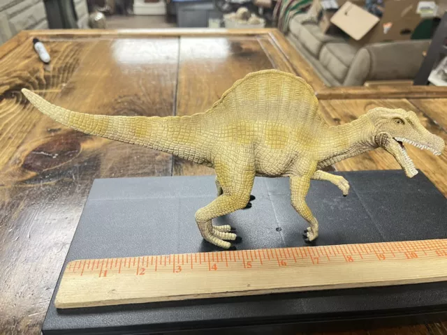 Schleich's gorgeous tan on tan Spinoaurus dinosaur model D-73527