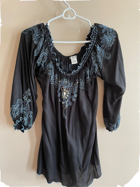 Womens Krista Lee top blue Embroidered 3/4 Sleeves. Boho embellished. 