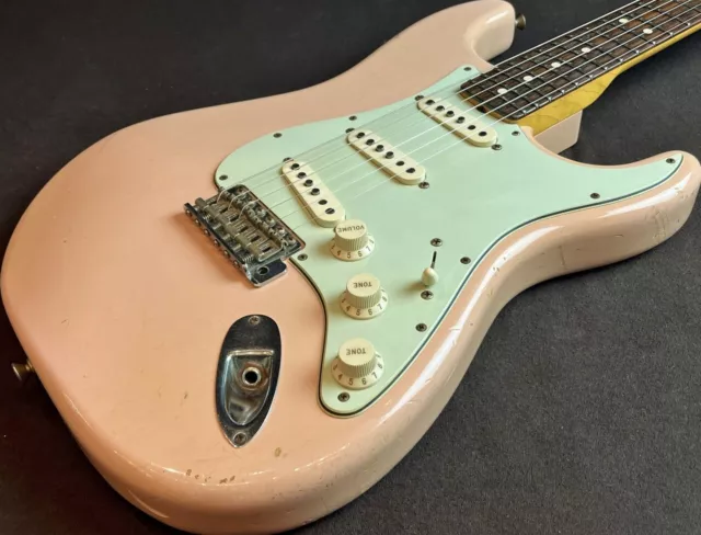 Fender Custom Shop Total Tone 1963 Stratocaster Relic Shell Pink 2013 USA