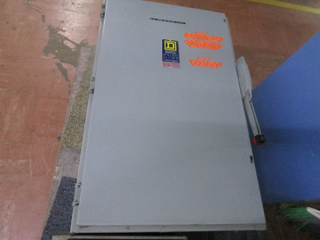 Square D Disconnect Switch H365 Single Throw Fusible 400A 600V 3P Series D2 1 Y