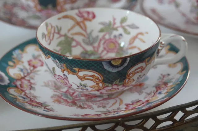 Tasse à thé en porcelaine de Sarreguemines, verte, N° 215 / Goût Minton (1)