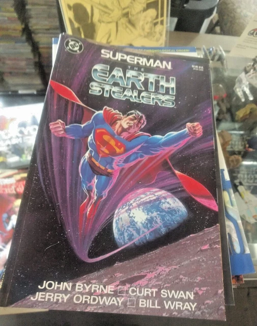 SUPERMAN  softcover trade paperback               THE EARTH STEALERS