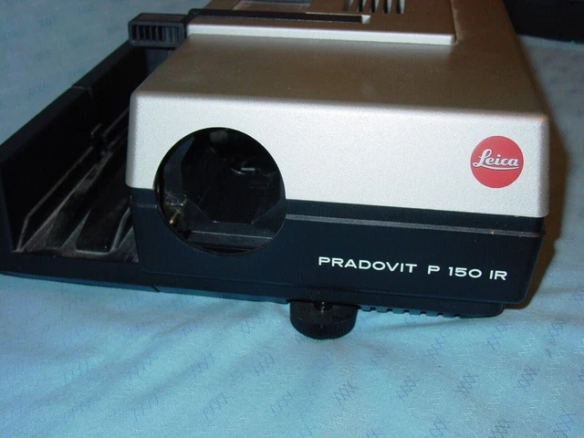 Proyector de diapositivas LEICA PRADOVIT P 150 IR TIPO 623