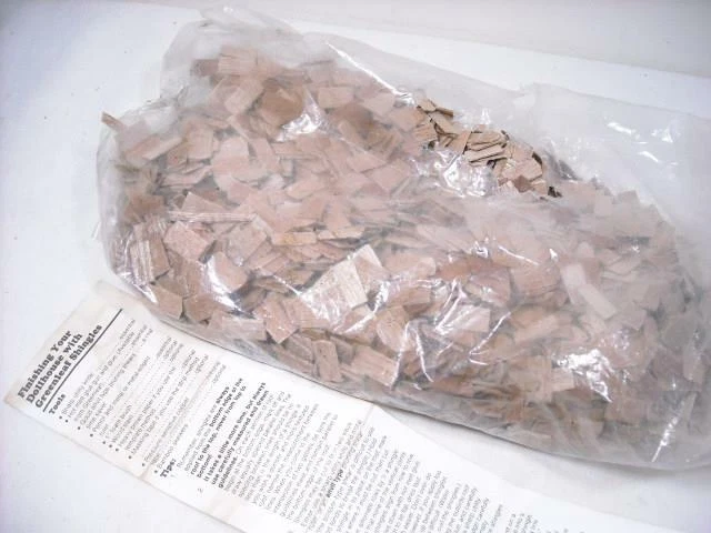 DOLLHOUSE SHINGLES OVER 300 pc. RAW MATERIAL WOOD ROOFING / CRAFT PROJECTS 9 0Z.