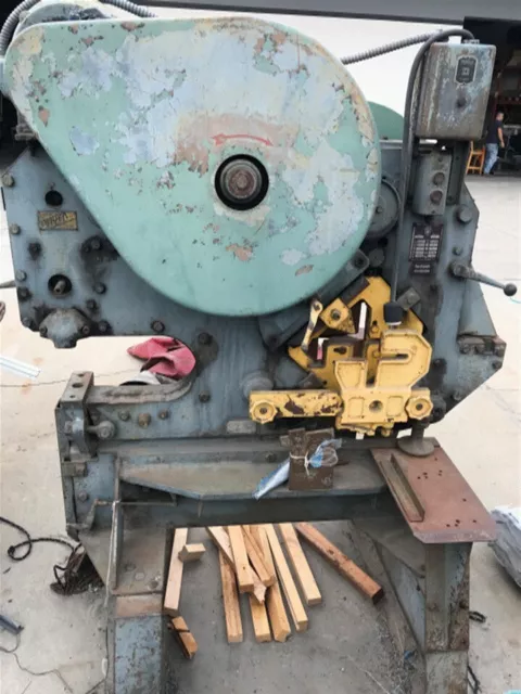 PEDDINGHAUS Universal Mechanical Ironworker