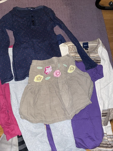 gap kids benetton next girls age 8 -9 bundle (8 Items) Tops, Leggings, Skirt