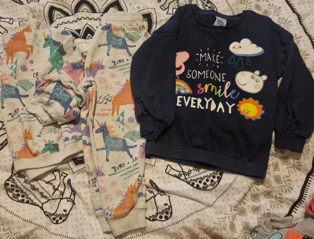Girls 3-4 Years Unicorn Tracksuit Peppa Pig Jumper Clothes Bundle