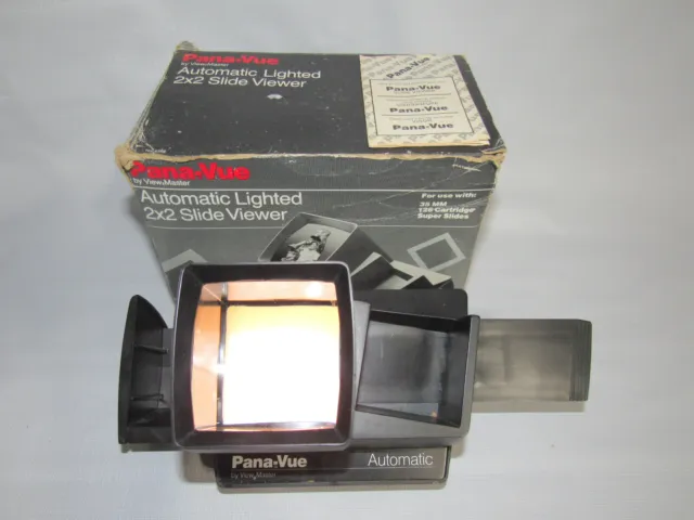 Pana-Vue by View-Master Lighted 2x2 Automatic Slide Viewer with Box