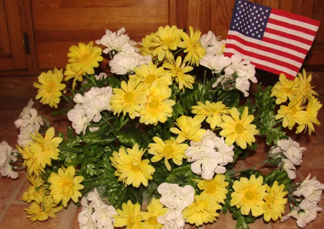 USA Flag Autumn Fall Cemetery Memorial Day Service Yellow Daisy White Geraniums