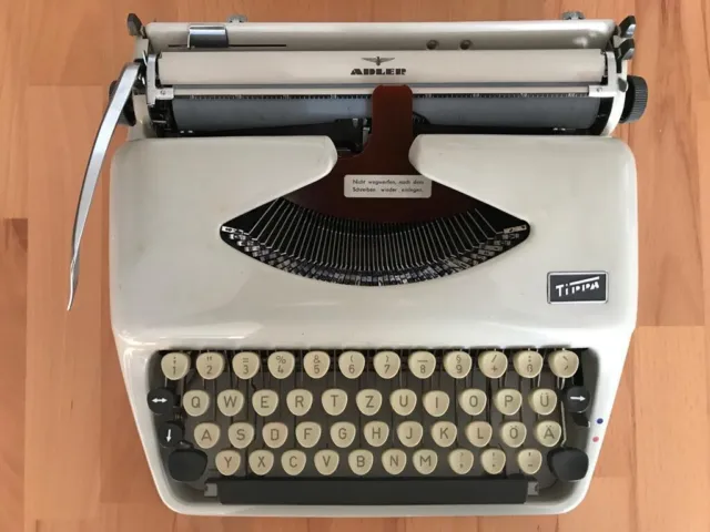Schreibmaschine Adler Tippa S aus den 60er Jahren