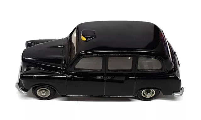 Budgie Models 10cm Long Diecast 101 - London Taxi Cab - Black 3