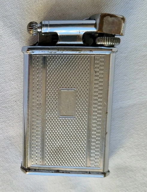 mercedes c class 2019 cigarette lighter location No 12v socket