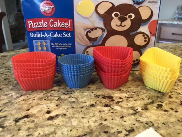 WILTON PUZZLE CAKES Build-A-Cake Set Cupcakes Bear Turtle Fish ~ 24 pc  $8.00 - PicClick