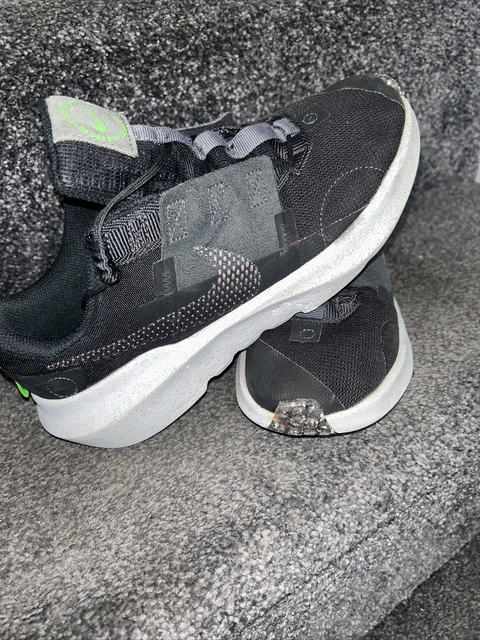 nike trainers size 5.5 uk junior boys