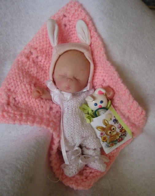 Ooak clay baby girl, Evangeline, 4", jointed full sculpt, original artist doll