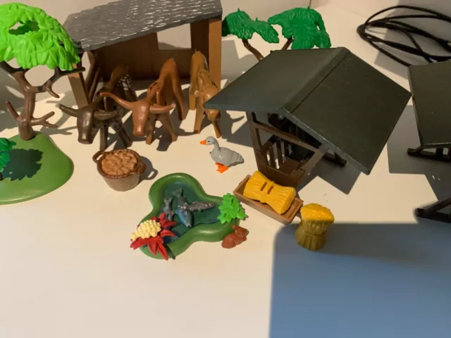 Playmobil Set Futterstelle mit Tieren und Bäumen 🌲🌳 3