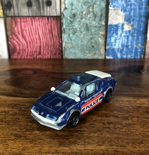 MAJORETTE 1/55 RENAULT ALPINE A310 POLICE A 310 Voiture miniature EUR