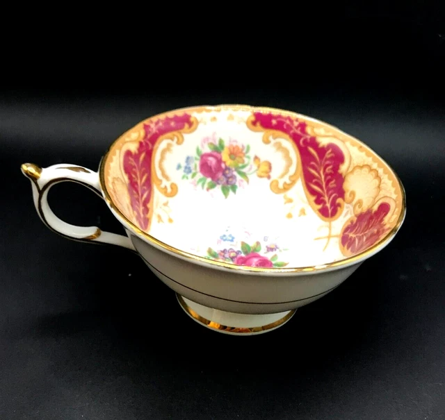 1940s Cheltenham Paragon teacup double royal warrant burgundy red floral design