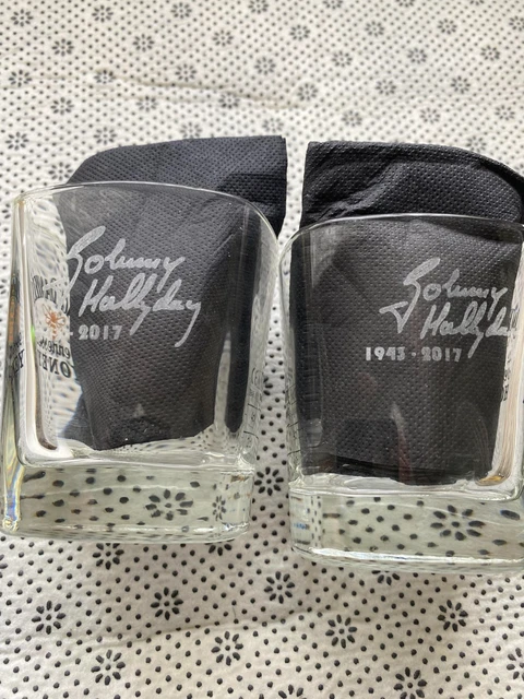 EloGrav' - Gravure à la deande sur grand verre à vin « Johnny Hallyday + signature » | Facebook