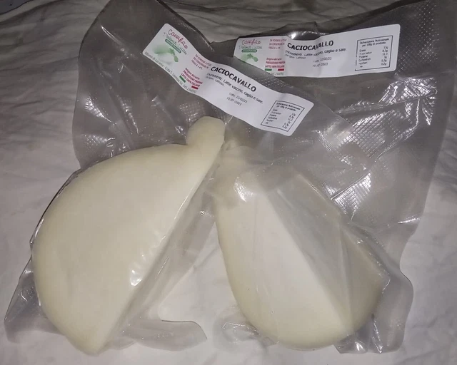 Provolone stagionato 2 mesi di latte vaccino da 1,5 kg