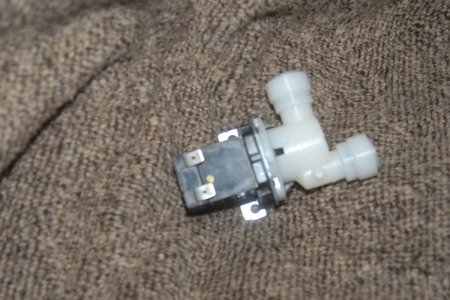 Tennant  1211424 Valve New 24 volt