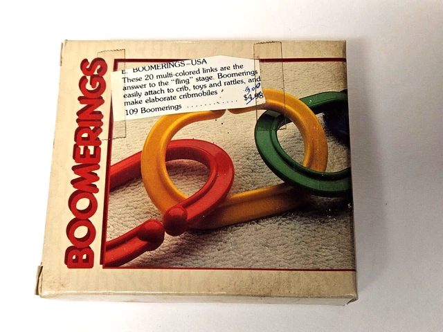 Discovery Toys Multicolor Boomering Links Red Yellow Green Blue NIB 20 Rings