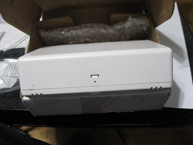 Honeywell Home 5800RP Wireless Repeater for Honeywell 5800 Wireless