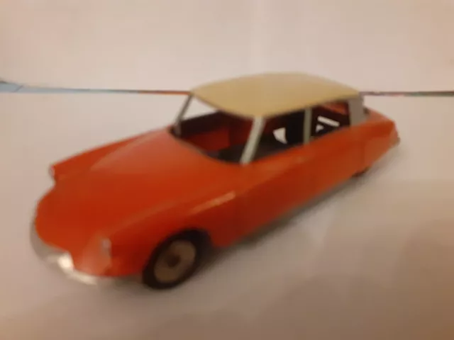 Citroen Ds 19 Dinky Toys 24C