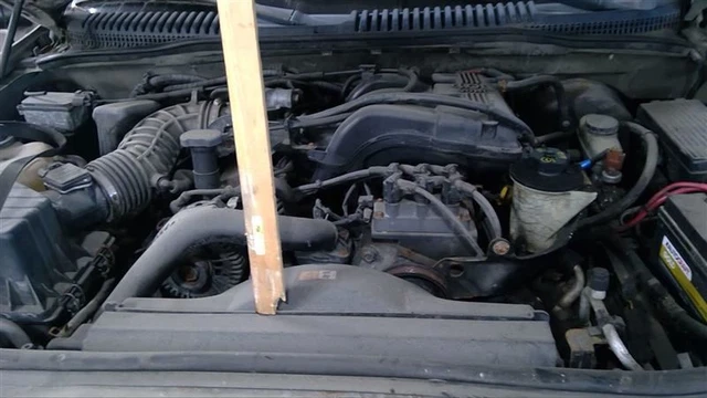 Passenger Right Cylinder Head Fits 01-06 MAZDA B-4000 1604164