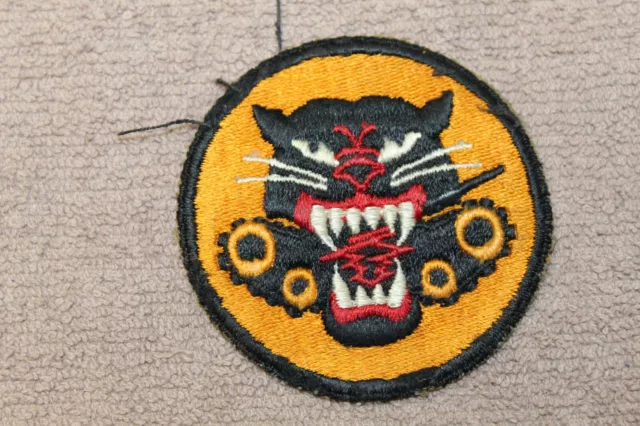 Original WW2 U.S. Army Tank Destroyers 4 Wheel Uniform Patch Original WW2 U.S. Army Tank Destroyers 4 Wheel Uniform Patch