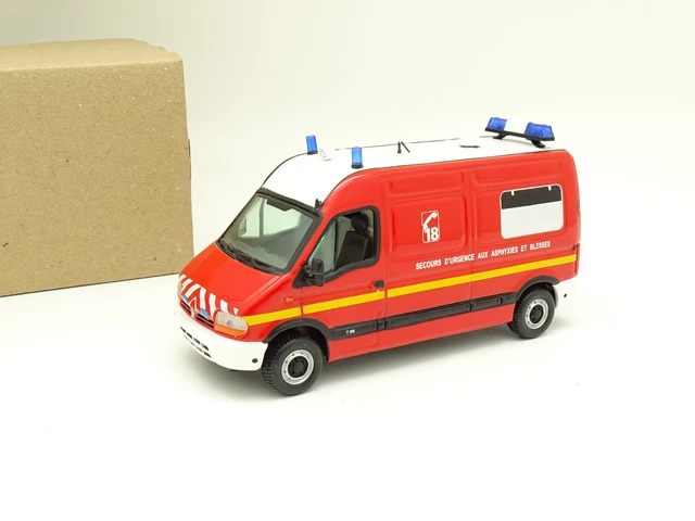 Norev SB 1/43 - Renault 30 Pompiers Morbihan
