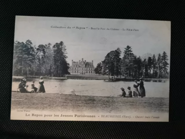 CPA 27 BEAUMESNIL Collection du "Repos" Dans le Parc du Château - La Pièce d'Eau