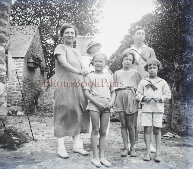 Famille c1930 Photo NEGATIVE Plaque de verre Vintage V28L24n7