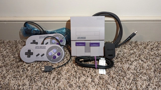 SNES Nintendo Classic Mini: Super Nintendo Entertainment System (Europe),  Not Region Locked