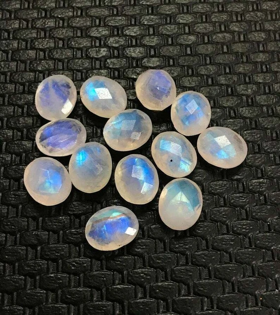 Pierre De Lune Arc-en-Ciel Blanche 40.70 Carats - Cabochon Ovale Naturel - Inde