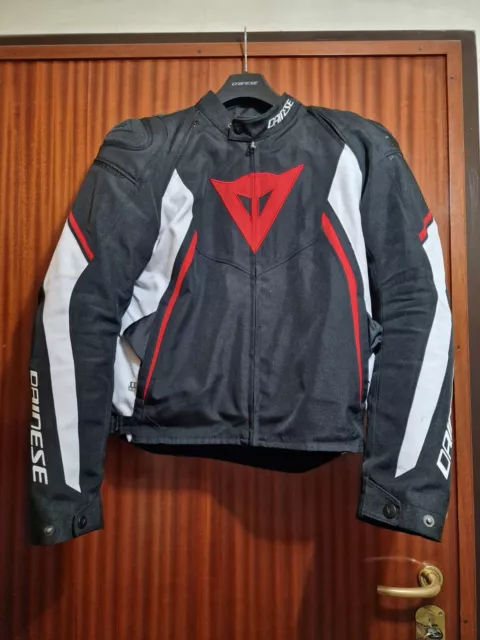 Giubbotto Moto in Tessuto Dainese AVRO D2 Nero Bianco Rosso