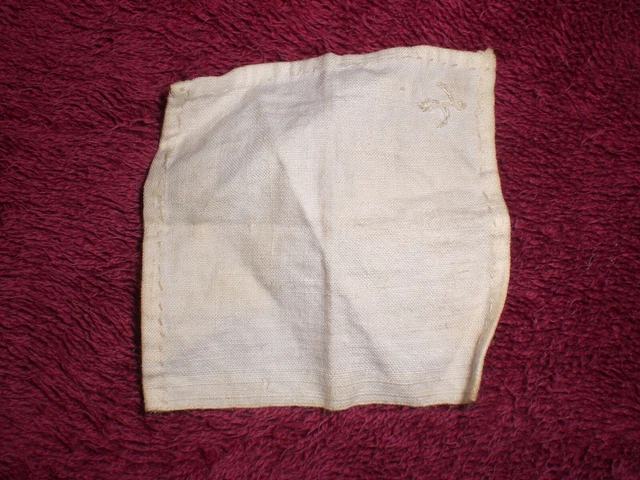 Vêtement Ancien Pour Poupée - Fashion Doll Vintage - Sans Marque - À Restaurer