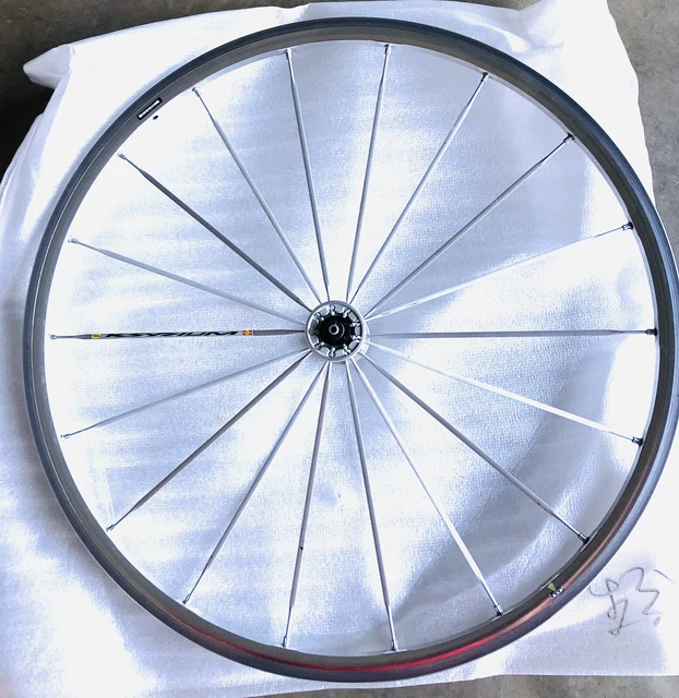 Mavic Ksyrium Sl Ssc 11 Speed 700C Clincher Wheel Set - Silver Mavic Ksyrium Sl Ssc 11 Speed 700C Clincher Wheel Set - Silver