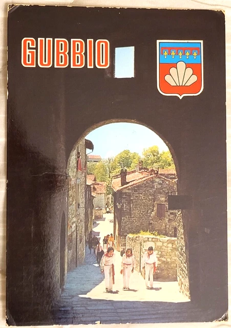 CARTOLINA DI GUBBIO - CERAIOLI IN VIA PICCARDI (non viaggiate)