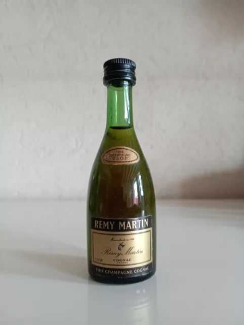 Old mini bottle cognac Rémy Martin VSOP 5cl