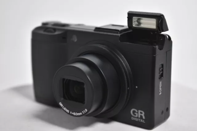 RICOH GR Digital III Camera Black w / Battery Charger [Exc+++]