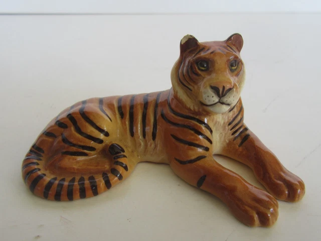 Vintage Hagen Renaker Tiger Figurine