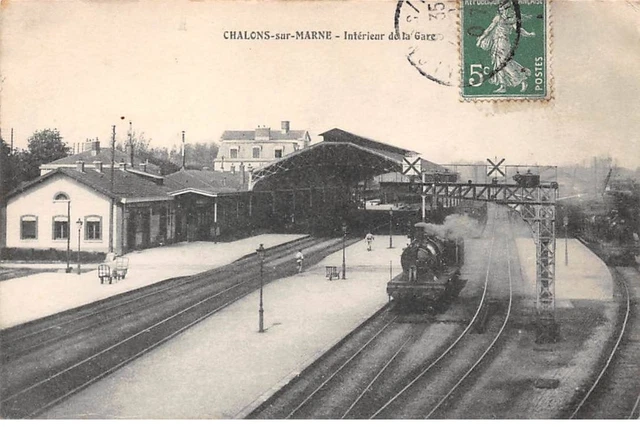 51 - Chalons sur Marne-  SAN21767 - Intérieur de La Gare - Train
