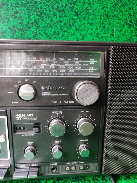 Boombox Ghettoblaster Sanyo 9998LU Tuner OK son OK Lecteur Cassette à réviser 3