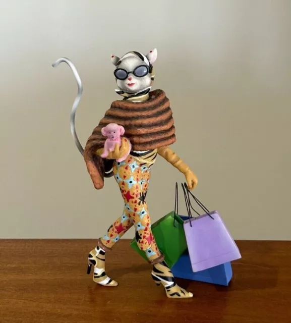 ALLEY CATS FIGURES by Margaret Le Van KITTY O RICH SHOPPING Painted Resin