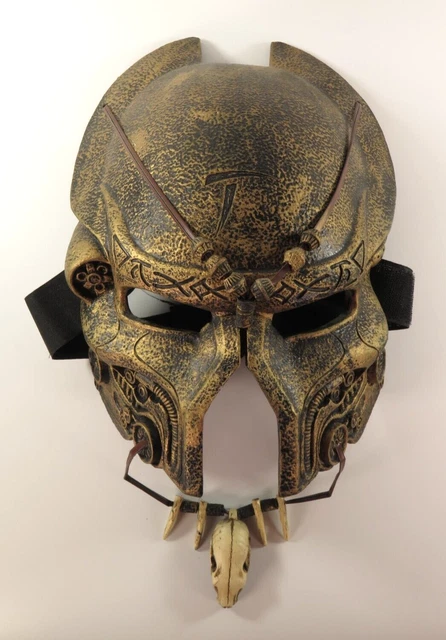 Alien vs Predator Mask - Wall Mounted - AVP - Skull Necklace - Alien - Resin Alien vs Predator Mask - Wall Mounted - AVP - Skull Necklace - Alien - Resin