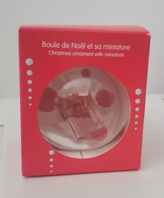 La Boule de Noël Gaultier 2024 : Un Symbole de Joie et d'Audace