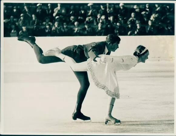 Foto Olympia Bilderdienst Garmisch Partenkirchen, Eiskunstlauf,... - 10649003