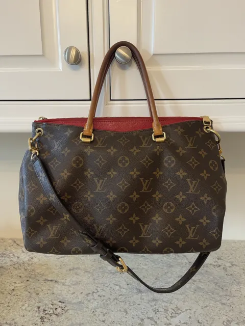 Louis Vuitton Monogram Pallas MM Canvas Top Handle Bag w/Shoulder Strap Private 3