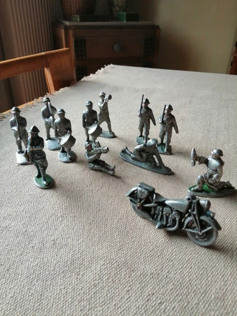 LOT SOLDATS ITALERI Armée Anglaise Infanterie Canons Waterloo figurines 1/72 EUR 6,90 - FR